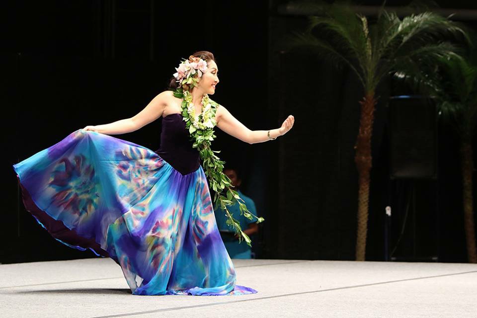 Hawaii Loa Hula Competition
